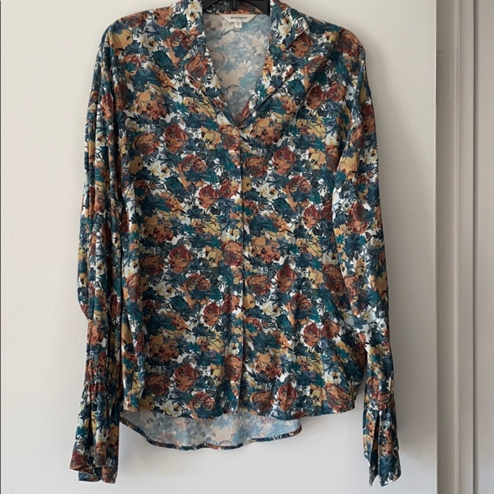 Floral printed blouse